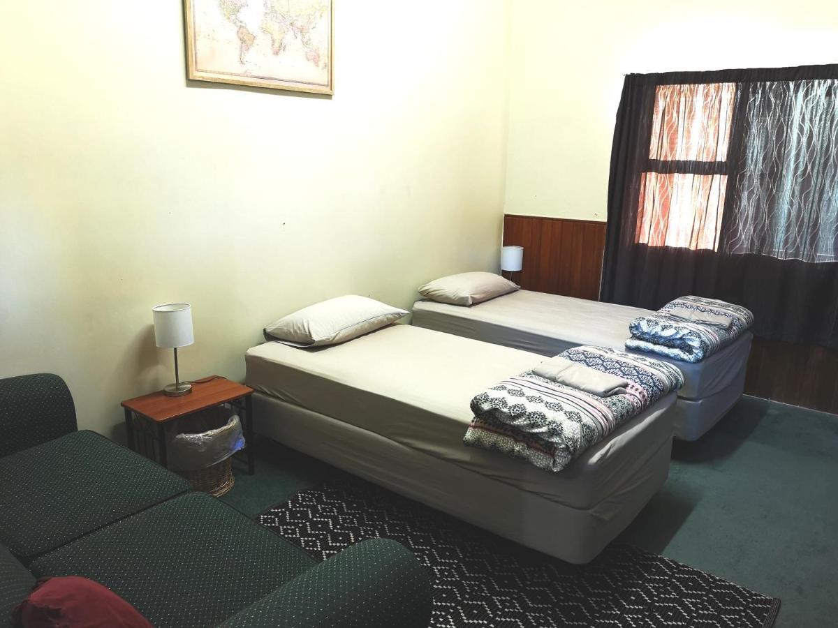 Mountain Jade Backpackers,Private Rooms & Studios Hokitika Eksteriør billede